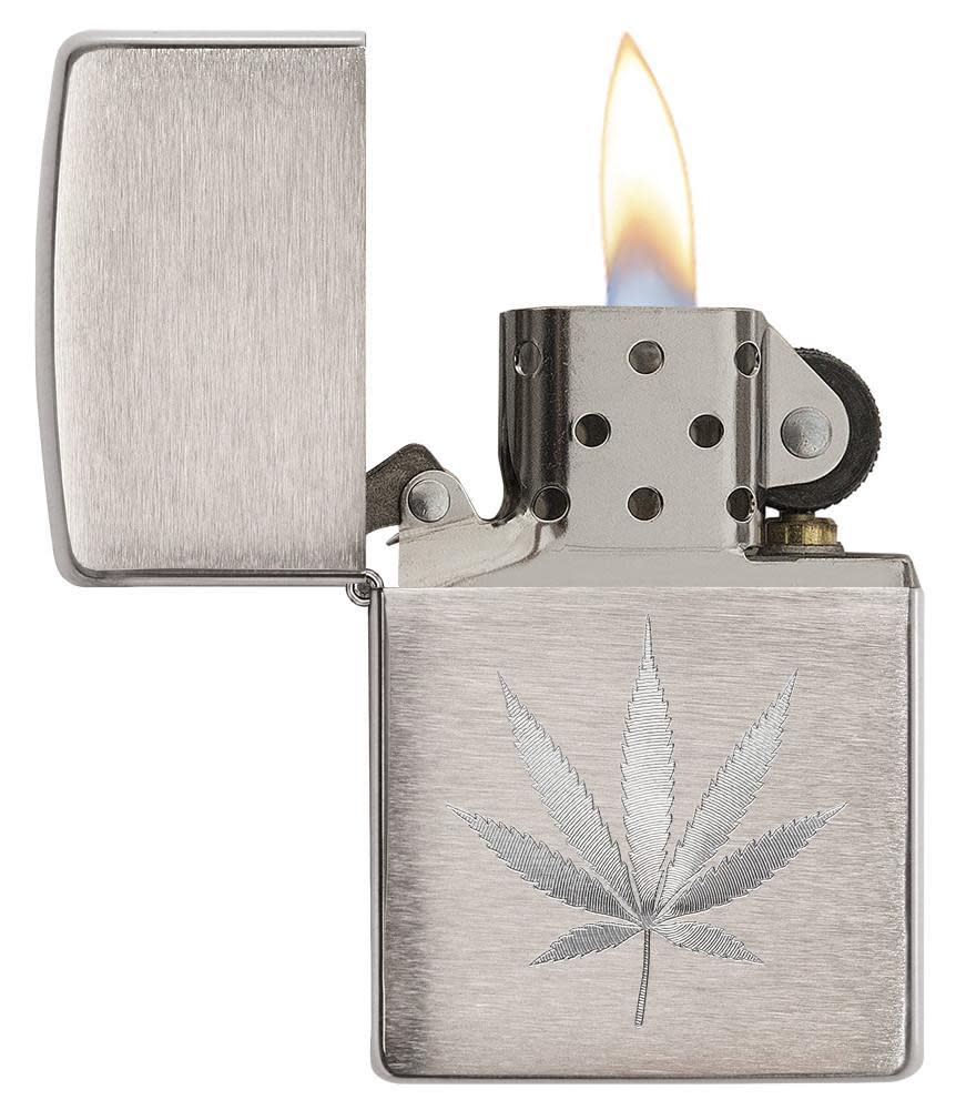 Zippo Leaf design engrave