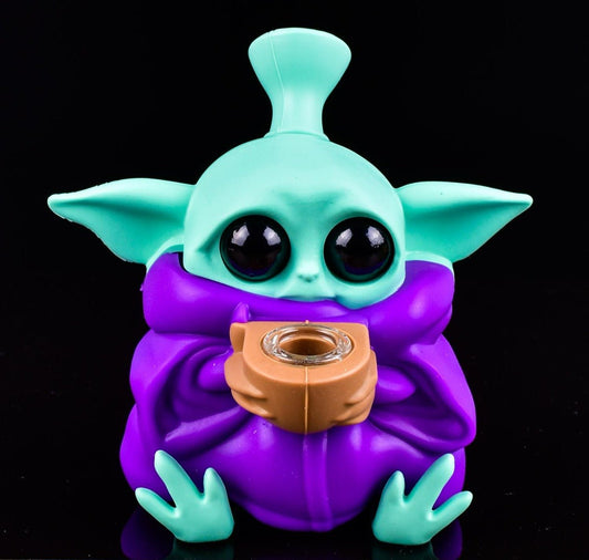 Mini Silicone Grogu Bubbler (purple)